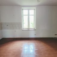 Dom na sprzedaż