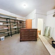 Lokal na sprzedaż