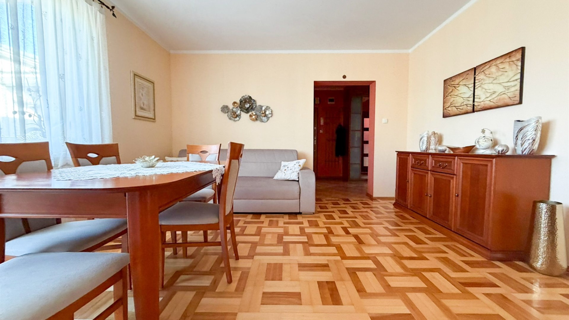 Mieszkanie na sprzedaż