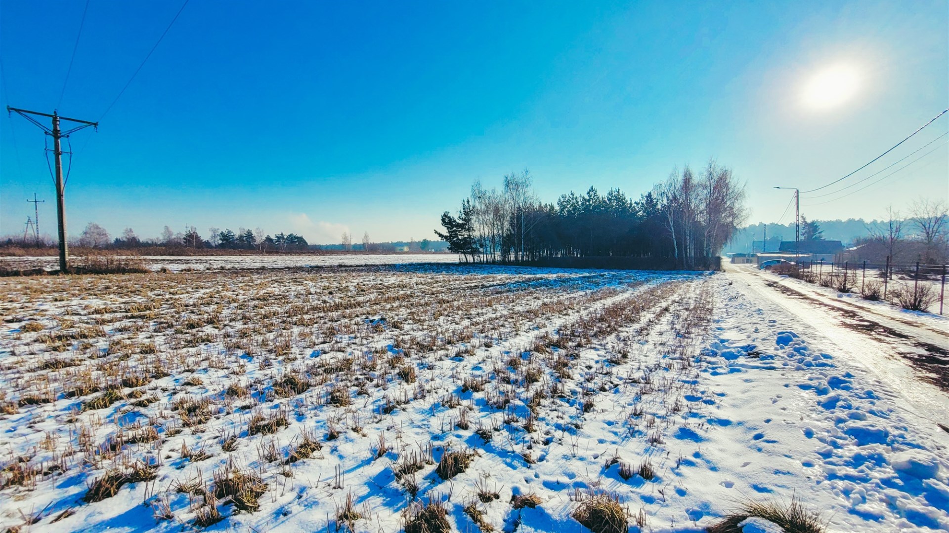 Działka na sprzedaż