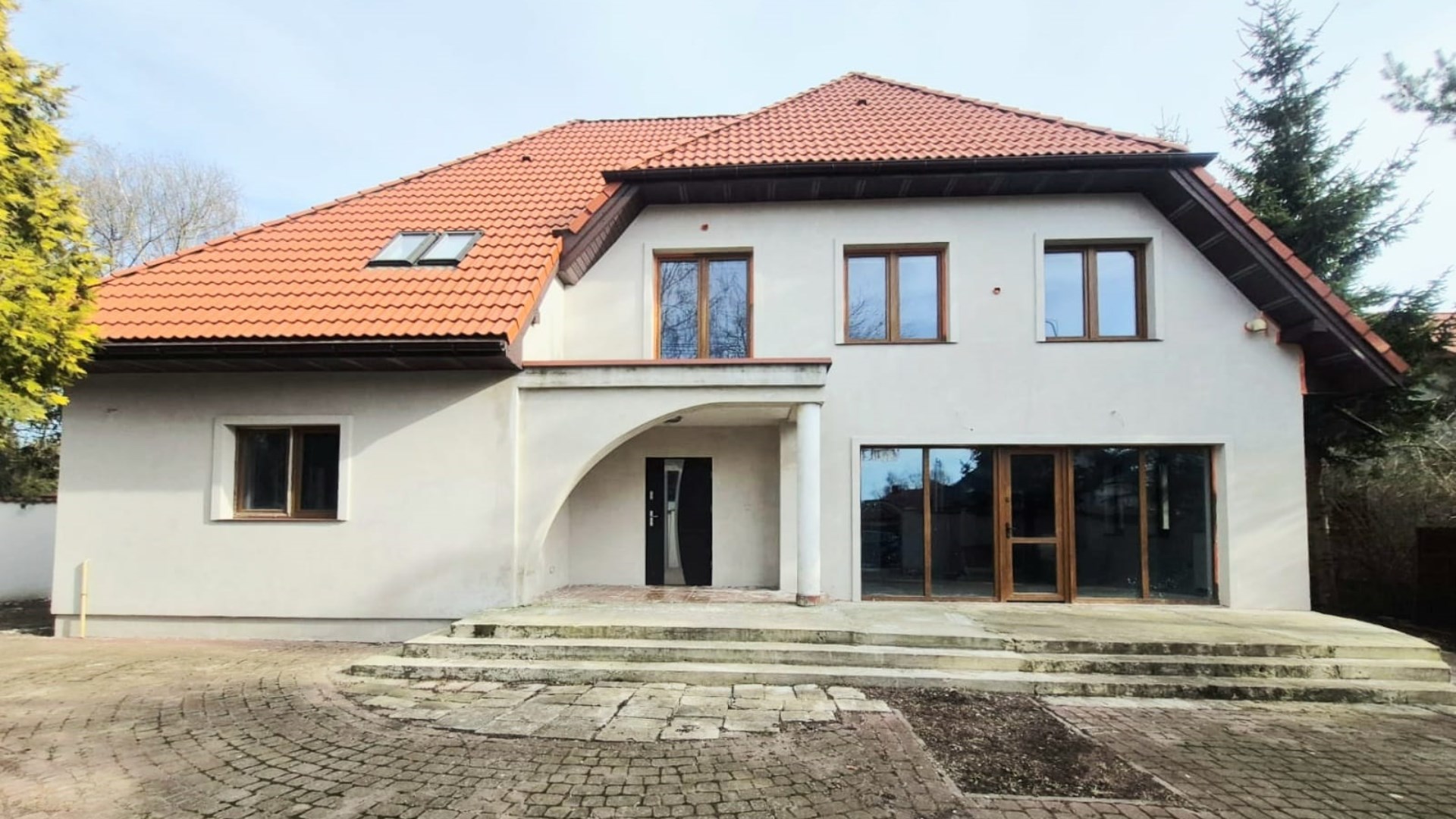 Dom na sprzedaż