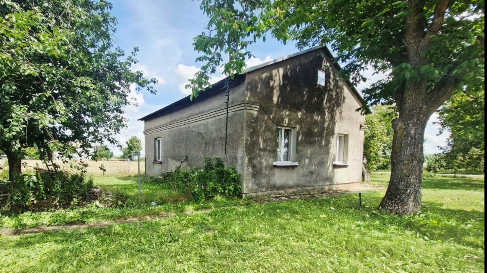 Dom na sprzedaż